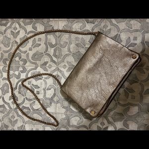 Gold purse (clutch/shoulder/crossbody) By Kimchi Blue